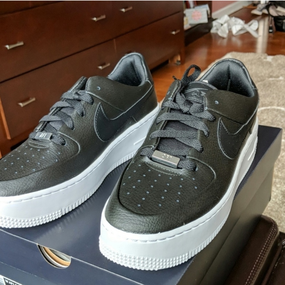 Nike Air Force 1